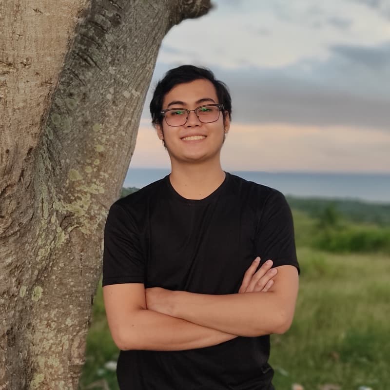 Roseller Enriquez Jr., who makes TindaPH
